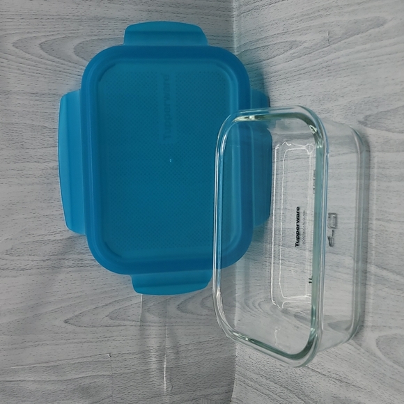 Tupperware Premiaglass Containor 1L Peacock New - Picture 1 of 14
